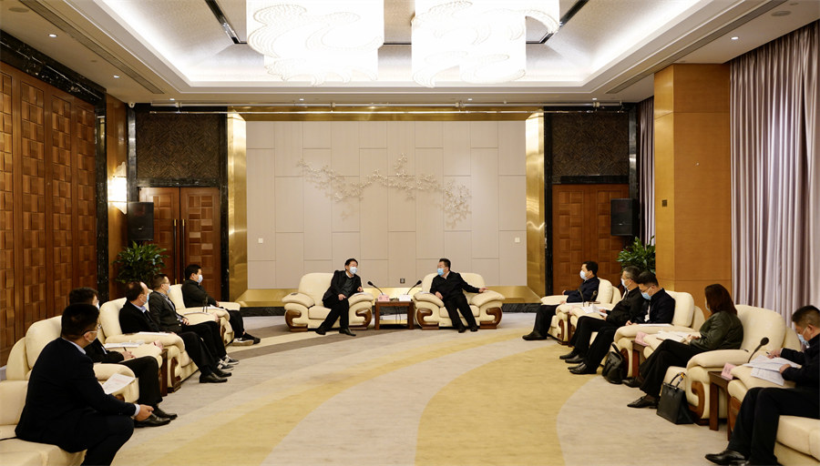 省尊龙凯时集团党委书记、董事长任丁率队赴南充调研
